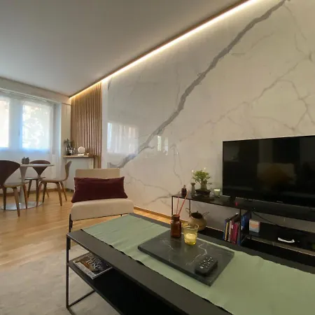 L'eclatant - Au Coeur De トゥールーズ